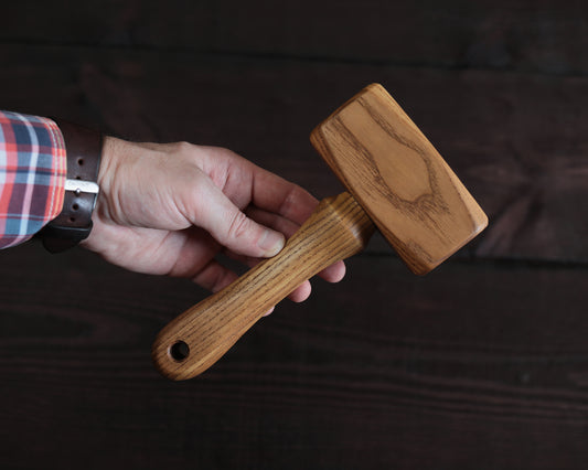 Kleiner klüpfel für die Holzbearbeitung