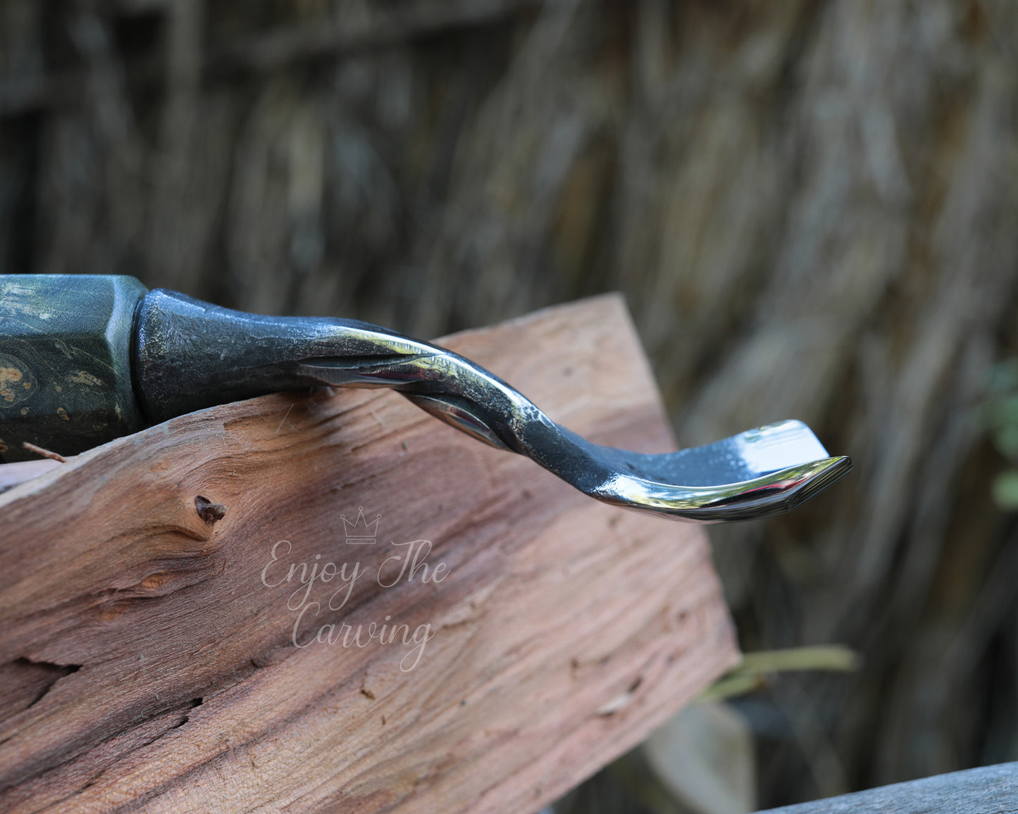 kleines Hohleisen, 30 mm, normal gekröpft, BLACK EDITION