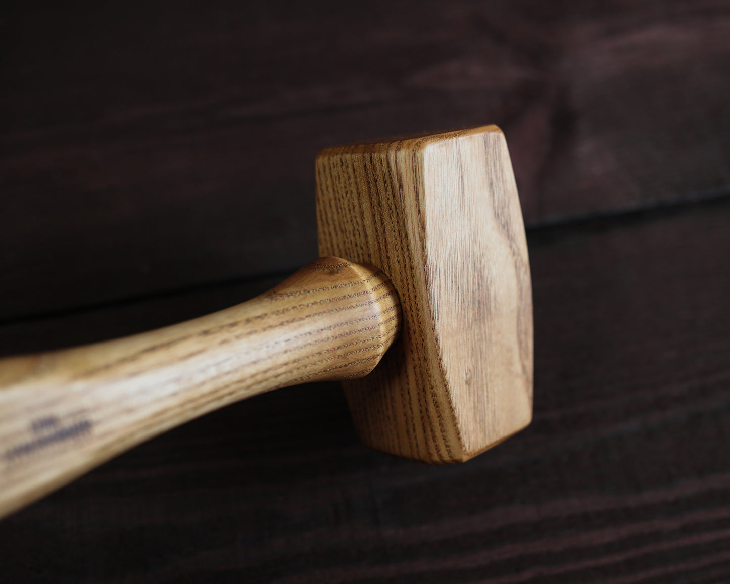 Kleiner klüpfel für die Holzbearbeitung